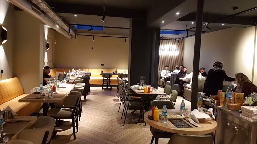 Usta D&ouml;ner