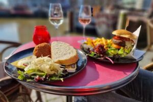 Vader Kleinjan Caf&eacute;