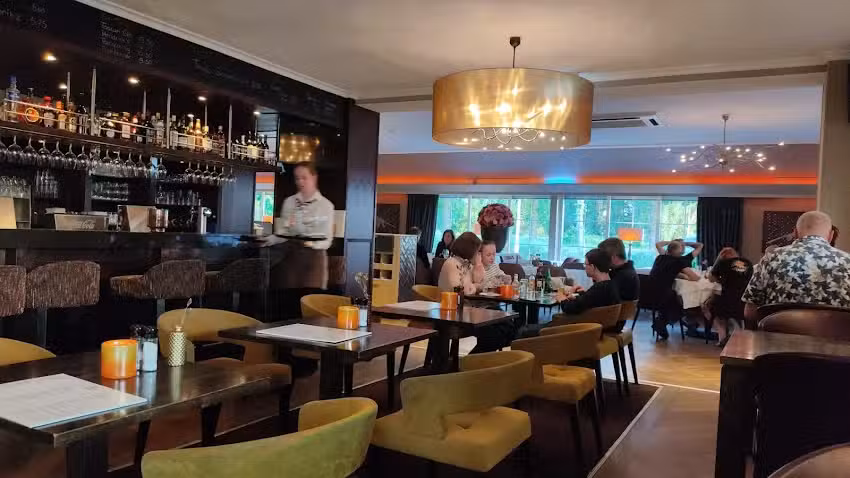 Van der Valk | The Falcon Restaurant