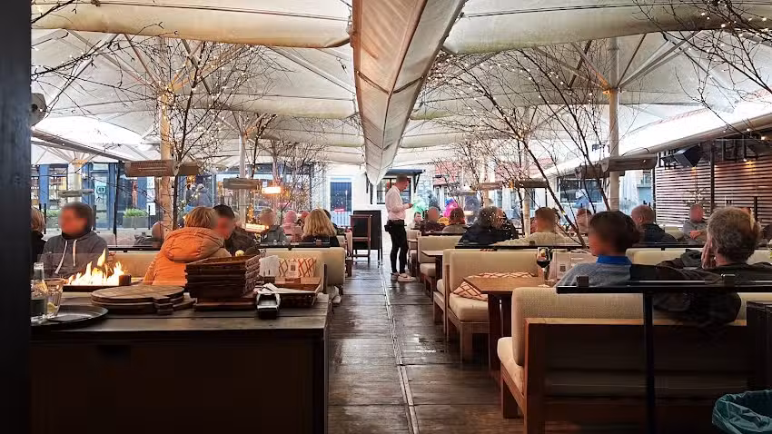 Van Heeckeren Grandcaf&eacute;