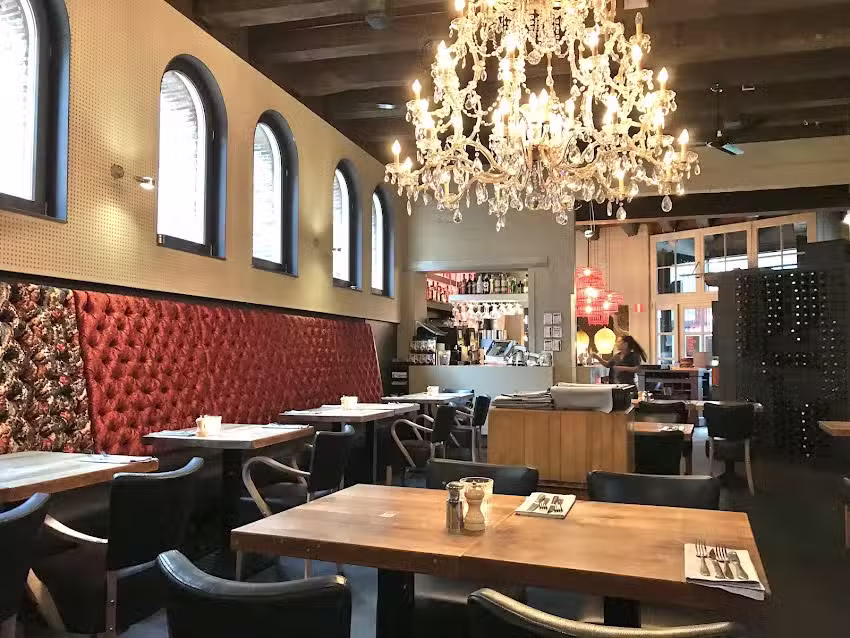 Van Puffelen &ndash; Eetcaf&eacute; & Meer!