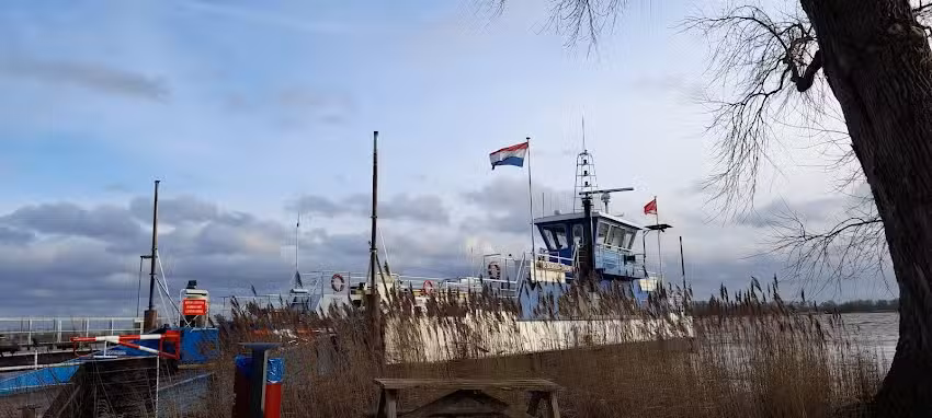 Veer van Dordrecht naar Noord-Brabant
