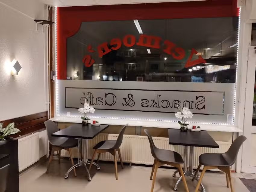 Vermoen&rsquo;s Snacks-Caf&eacute;