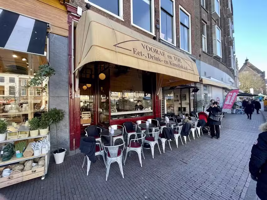 Vooraf en Toe Eet- Drink- en Kunstlokaal