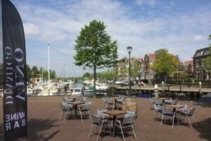 Wijnbar VINO Oud-Beijerland Wijnbar-Wijnshop- Restaurant