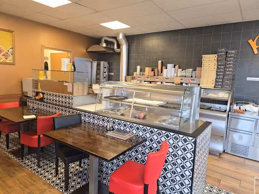 Wonderland Food مطعم ابو سمير سلطات فواكه عصائر طبيعية