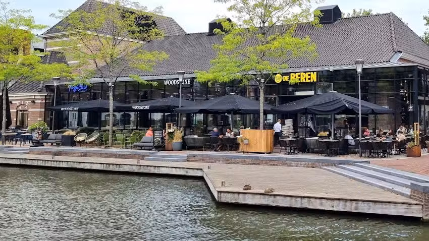 WOODSTONE Pizza and Wine Alphen aan den Rijn