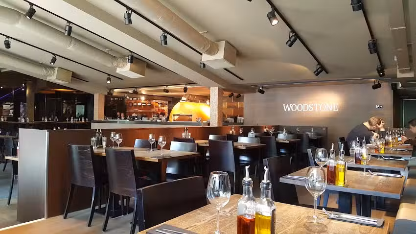 WOODSTONE Pizza and Wine Hoofddorp