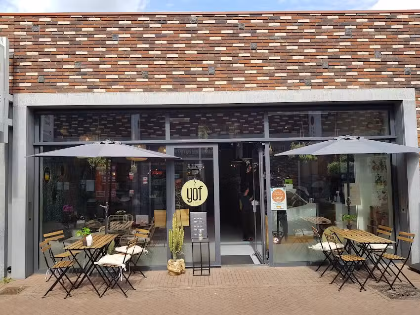 YOF Caf&eacute; & Restaurant